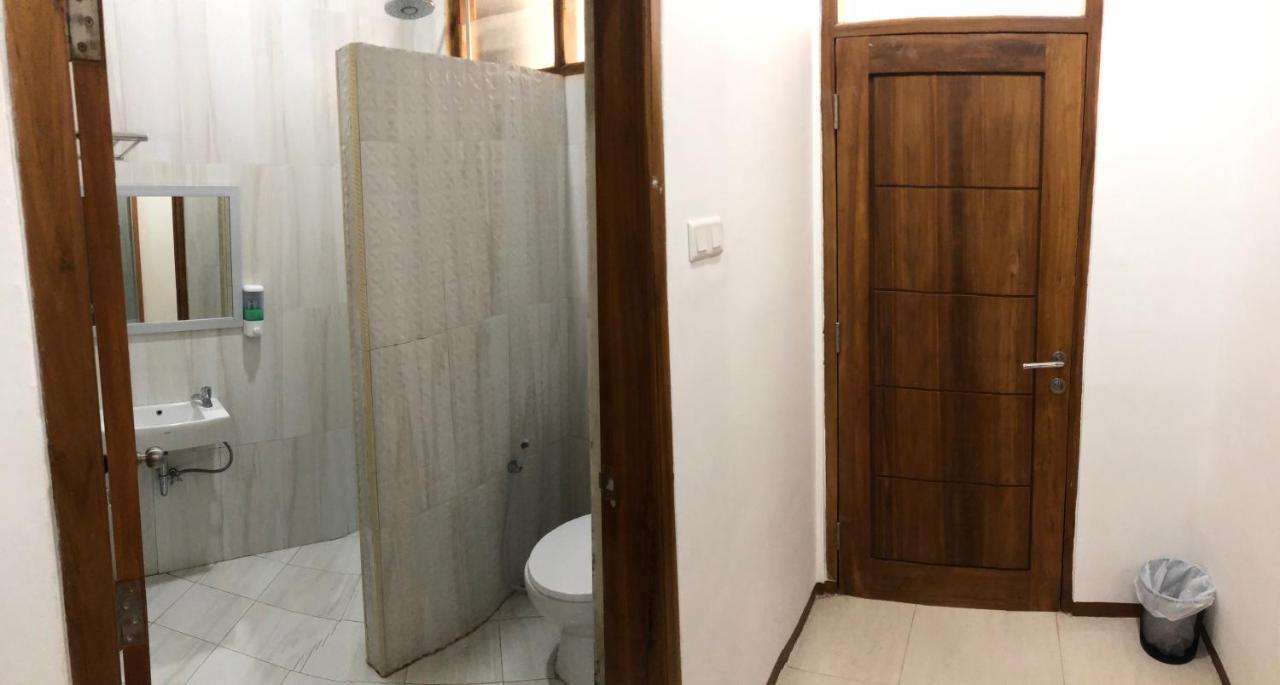 Aurora Hotel Siliwangi Чиребон Экстерьер фото